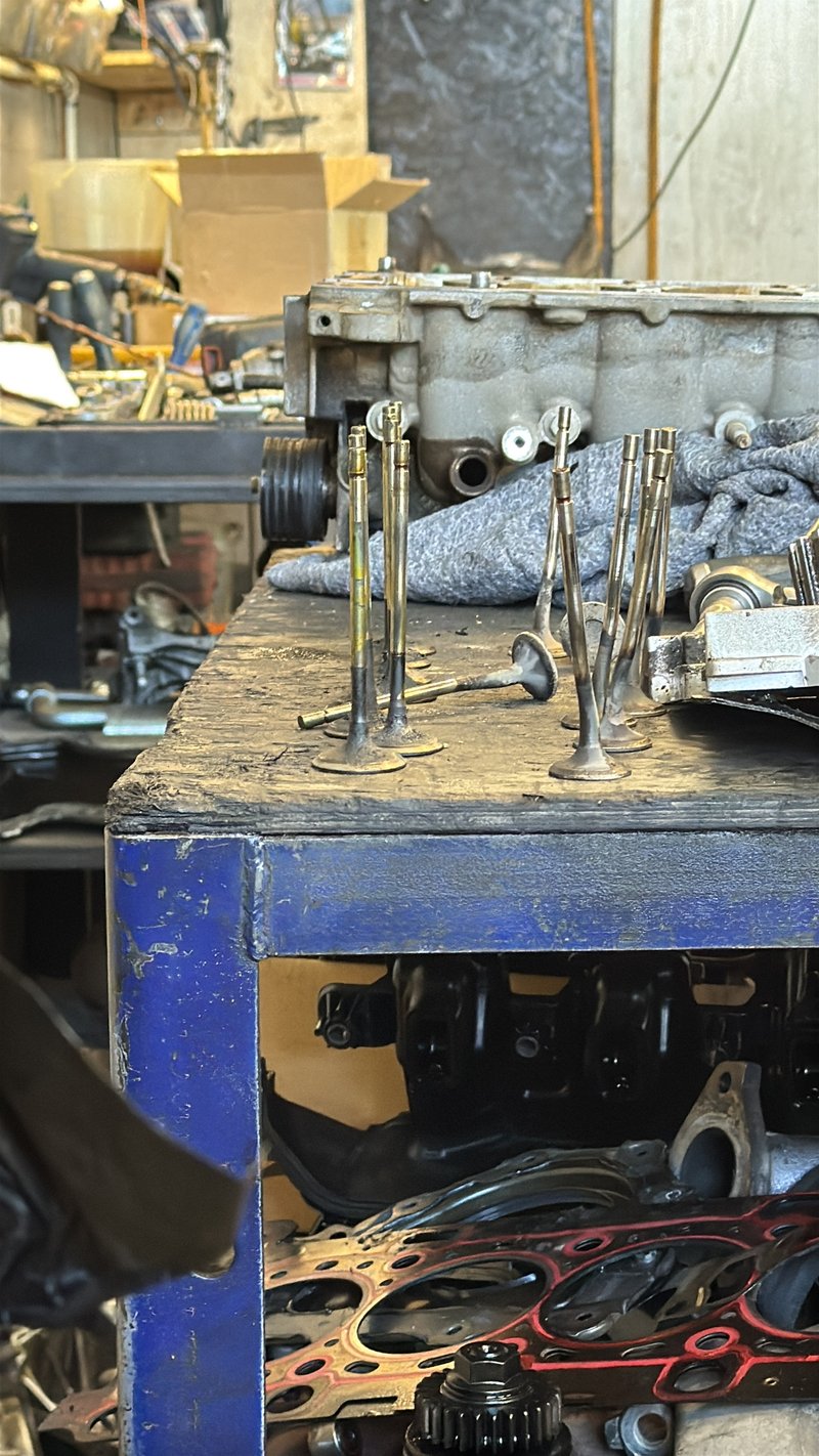 Renault Logan. 1.6 k4m_2